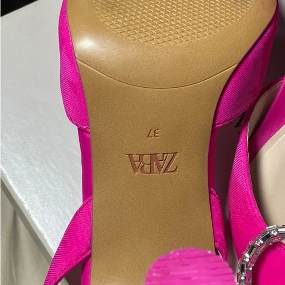 Zara Fuchsia Heels with Sparkling Bow - Picture 9 of 9